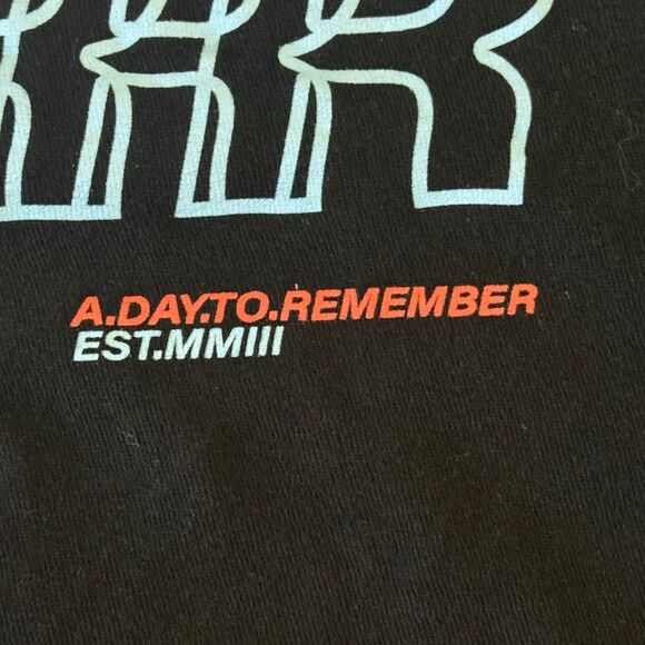 A Day To Remember Eagle Outline Black Shirt Size Medium Pop Punk Scene Metalcore - Picture 2 of 4